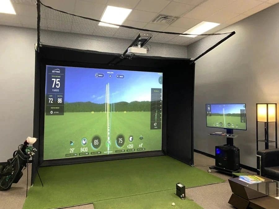 DIY LITE Bay golf simulator hitting bay